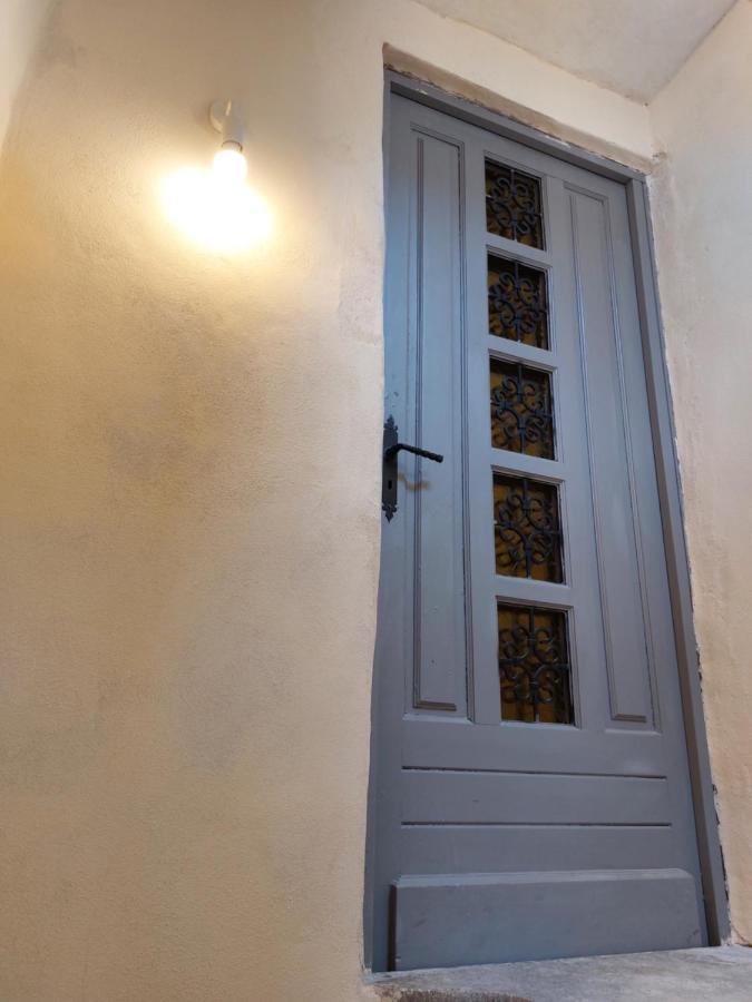 Maison Intra Muros, Terrasses Avec Vue Jaccuzzi Et Garage Avignon Kültér fotó